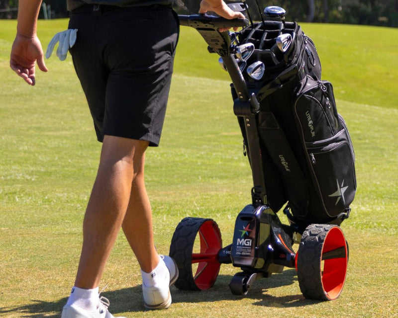 Benefits of Walking the Golf Course vs Riding a Cart